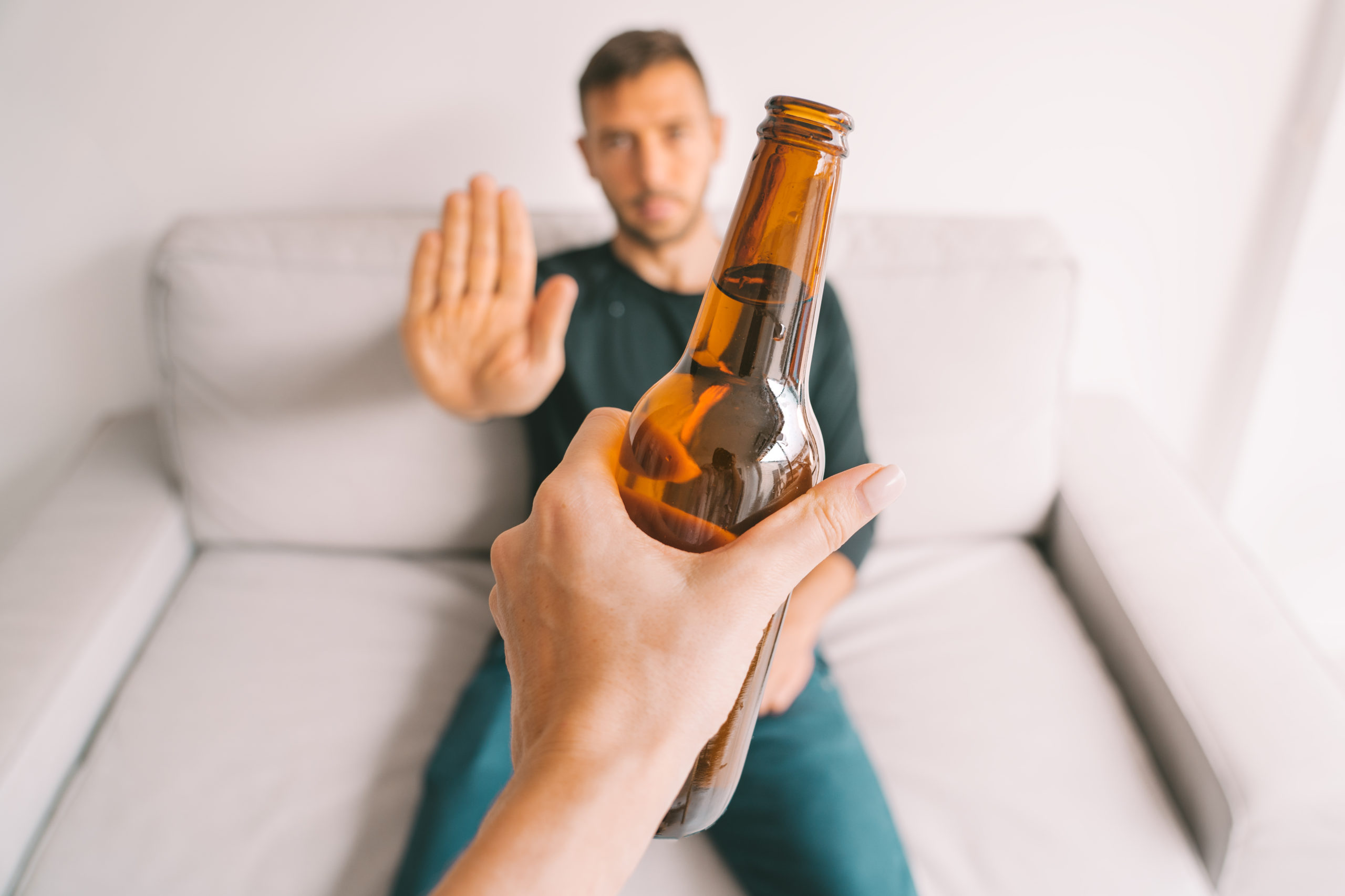The Signs of Alcohol Addiction to Look Out For